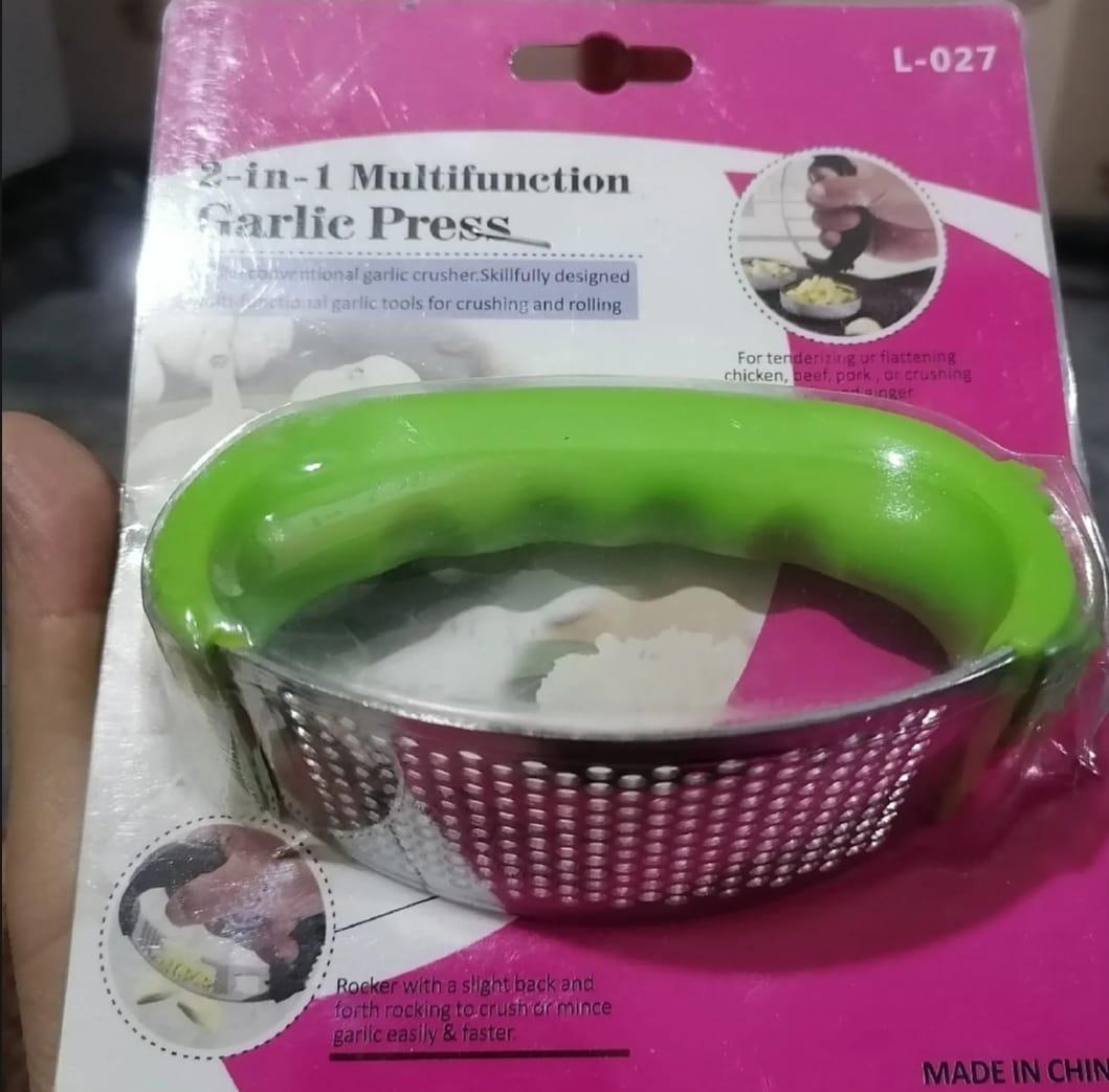 Stainless Steel Garlic Press - 1 Pc for Effortless Cooking